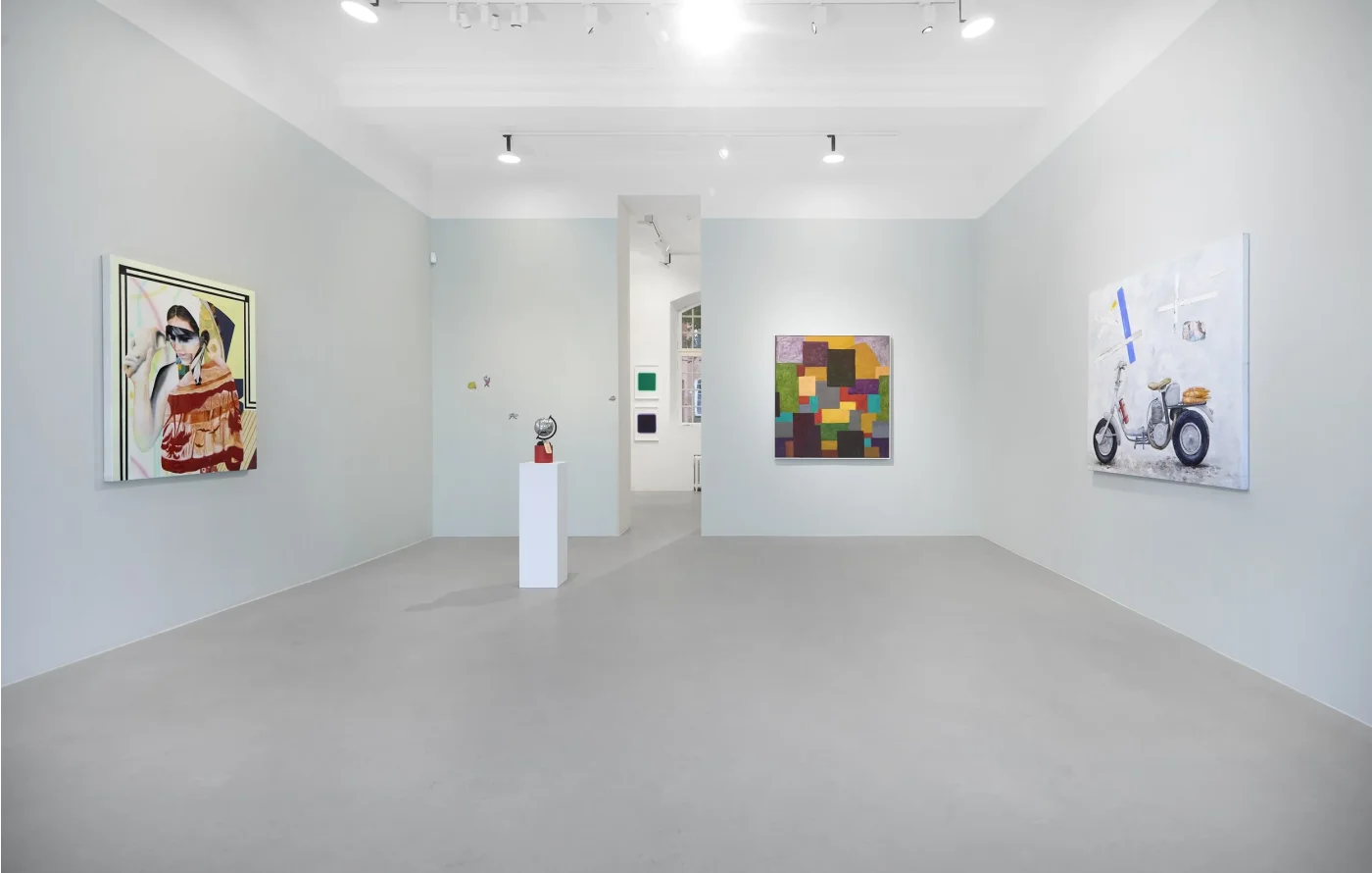 Grupputställning med galleriets konstnärer