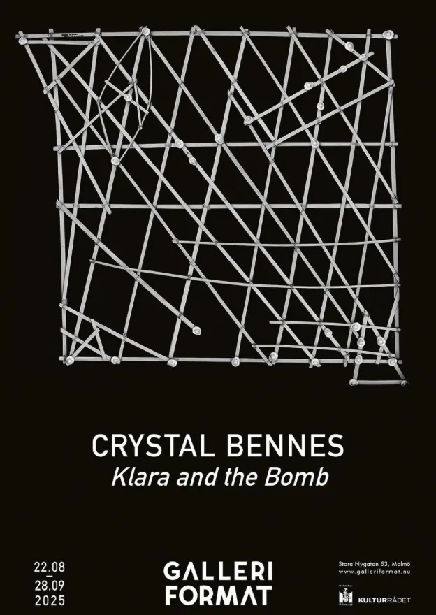 Klara and the Bomb